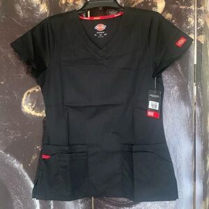 Dickies Signature Scrub Top